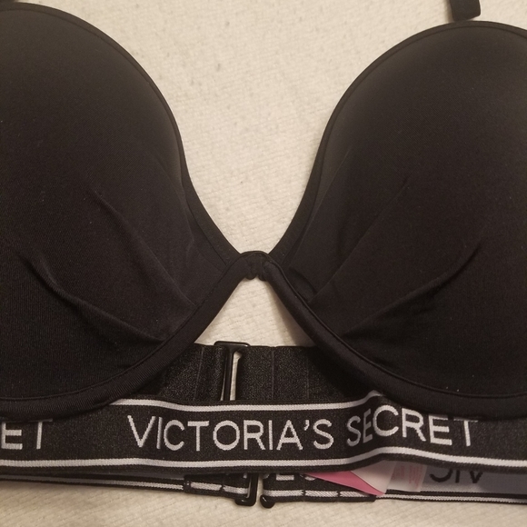 New Victoria's Secret Bikini top - Logo - Picture 2 of 8